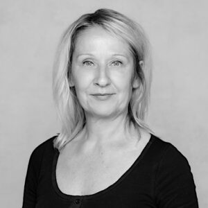 Yoga, Yoga für Schwangere und Atmung & Achtsamkeit im Salzraum des Münsterle – sanftes Training AN LAND für Kraft, Ruhe und Körperwahrnehmung.